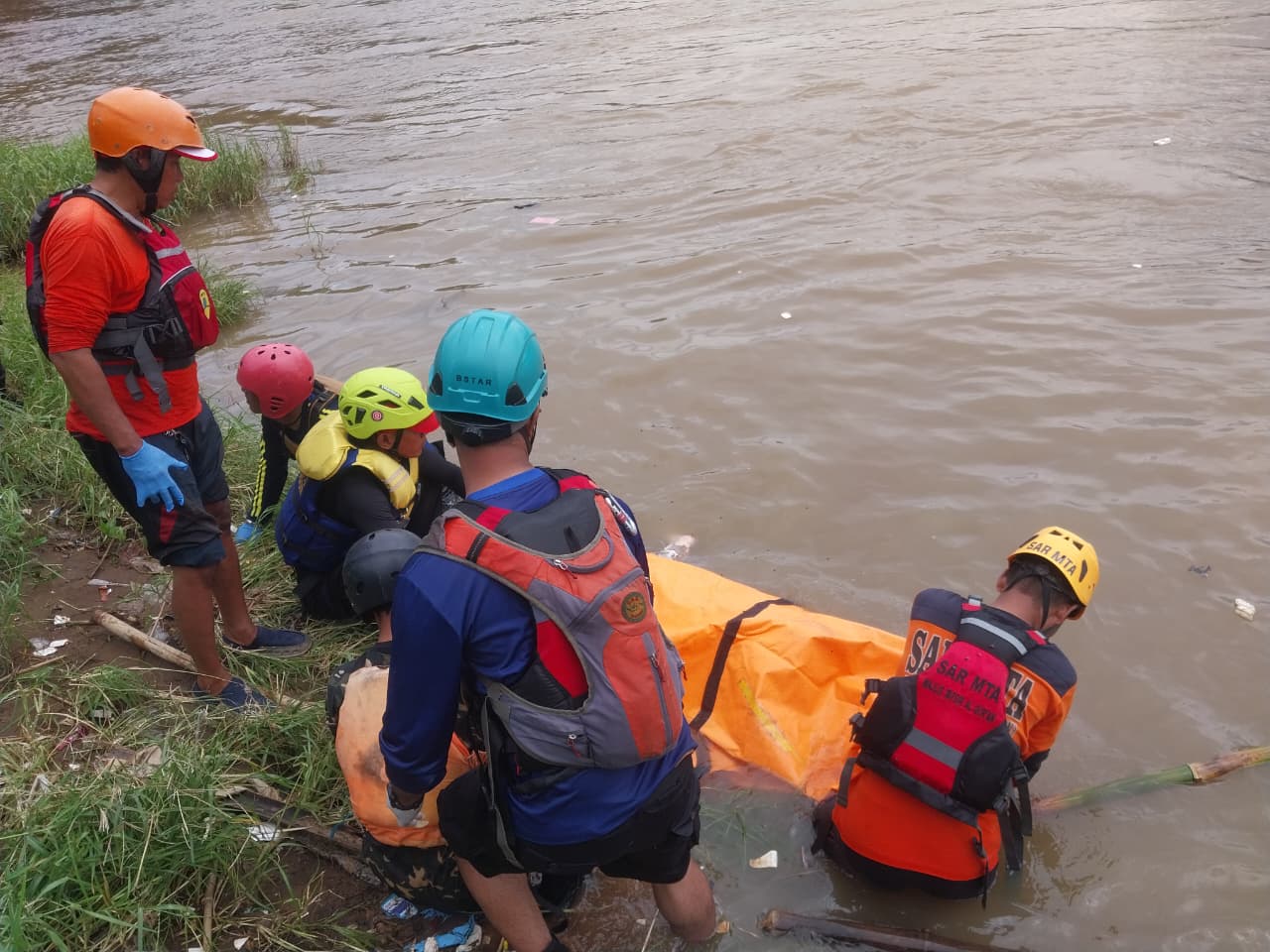 Remaja Terduga Melompat ke Sungai Cisadane Ditemukan Meninggal Dunia di Daerah Ciseeng