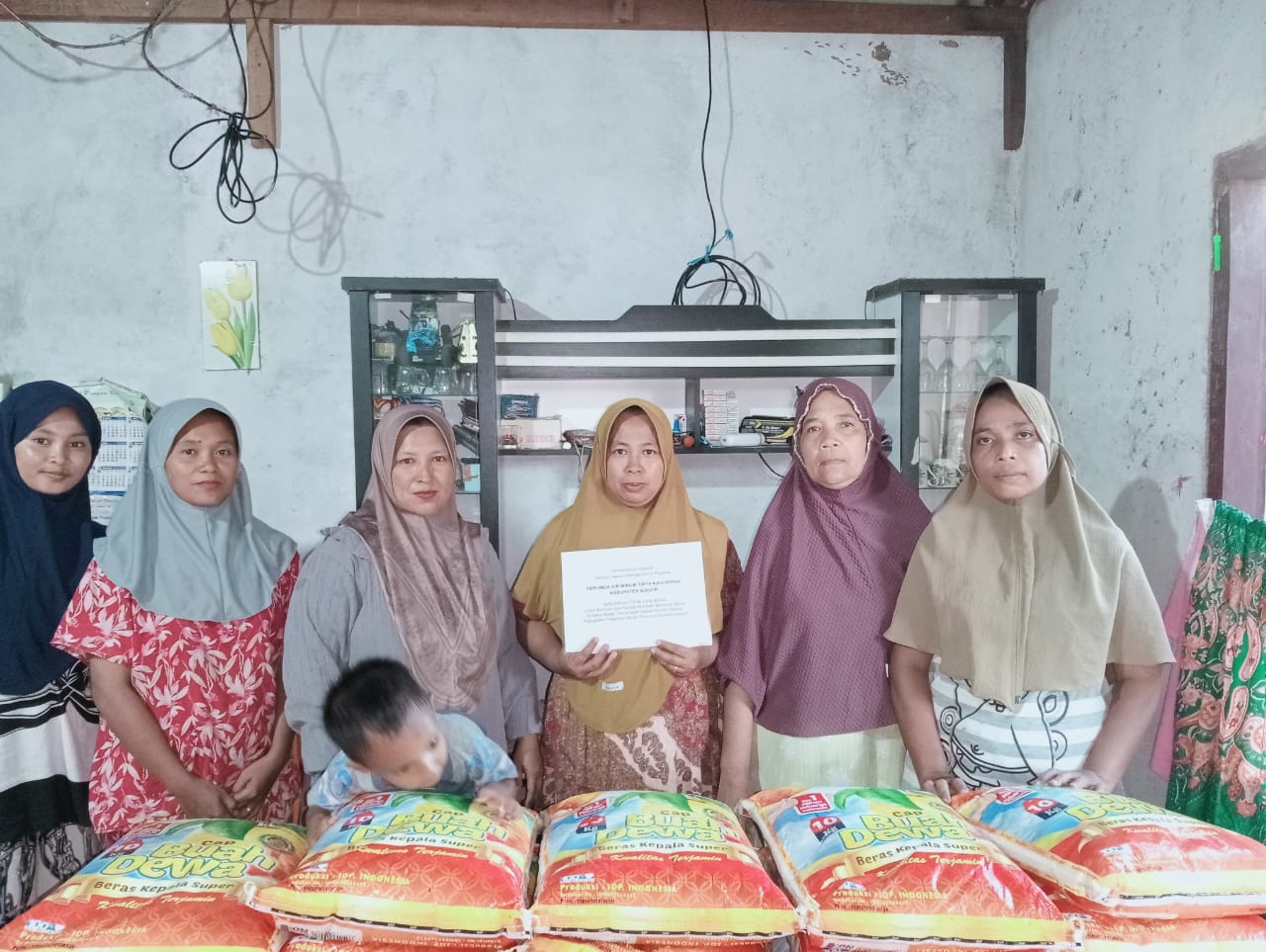 Perumda Tirta Kahuripan Salurkan Bantuan Untuk Korban Bencana Aceh dan Sumatra