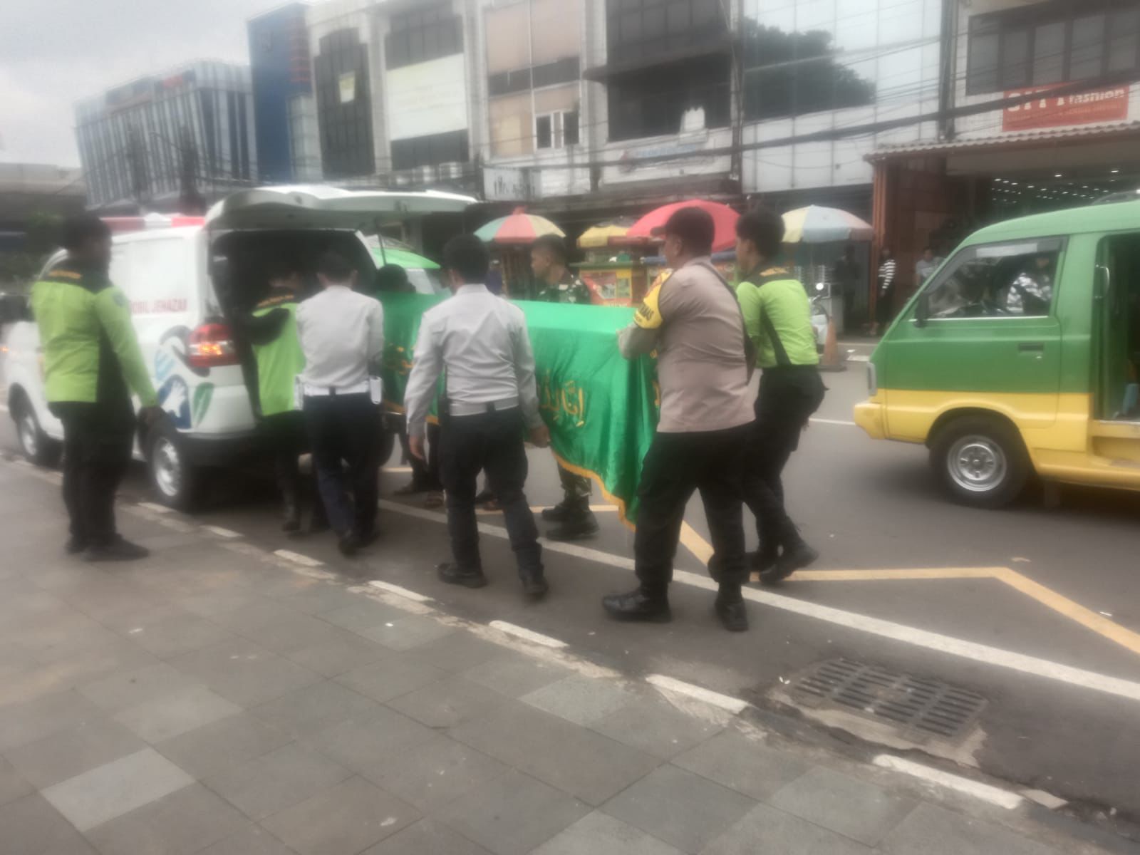 Seorang Lansia Ditemukan Meninggal di Toilet Umum Alun-alun Kota Bogor