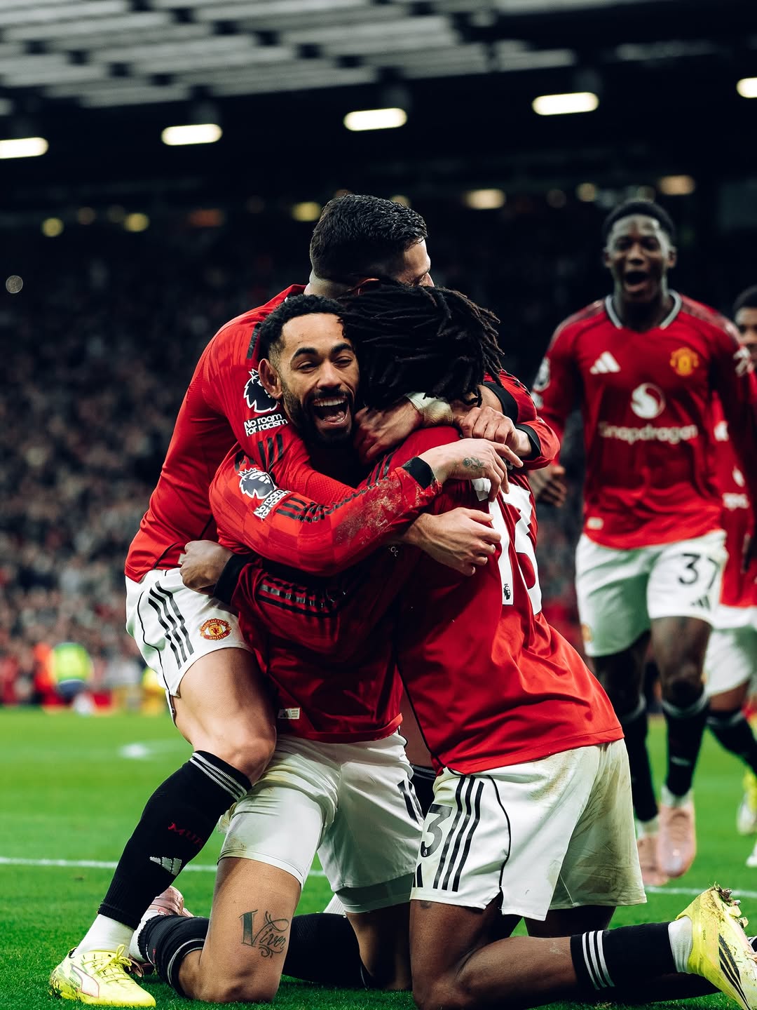 Debut Manis Carrick ! MU Bungkam Man City 2-0 di Old Trafford