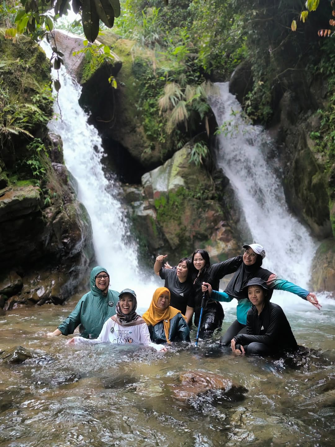Sentul Paradise Park, Wisata Keluarga dengan Curug Bidadari yang Indah 