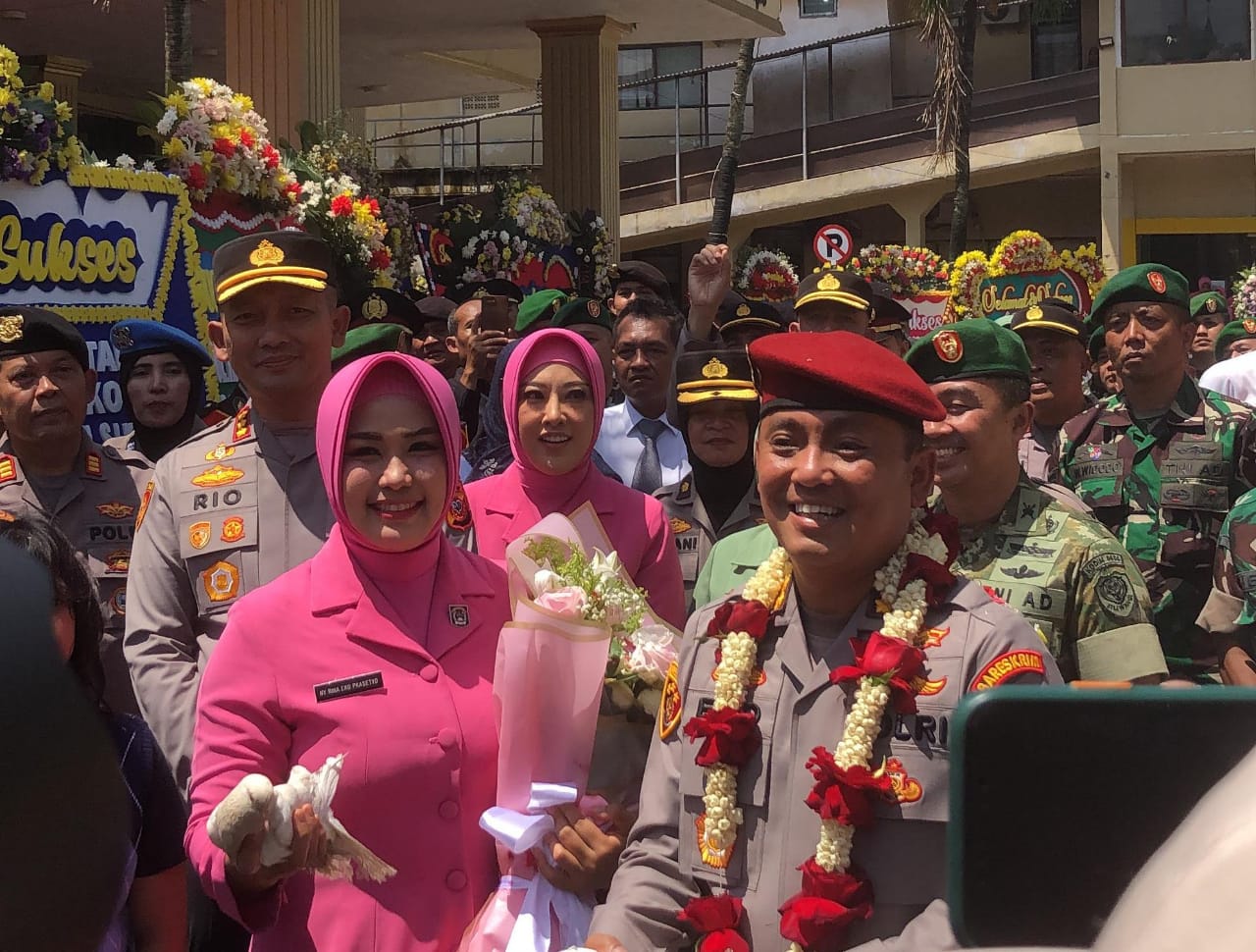 Sertijab Kapolresta Bogor Kota, Eko Prasetyo Titipkan Capaian ke Rio Wahyu Anggoro