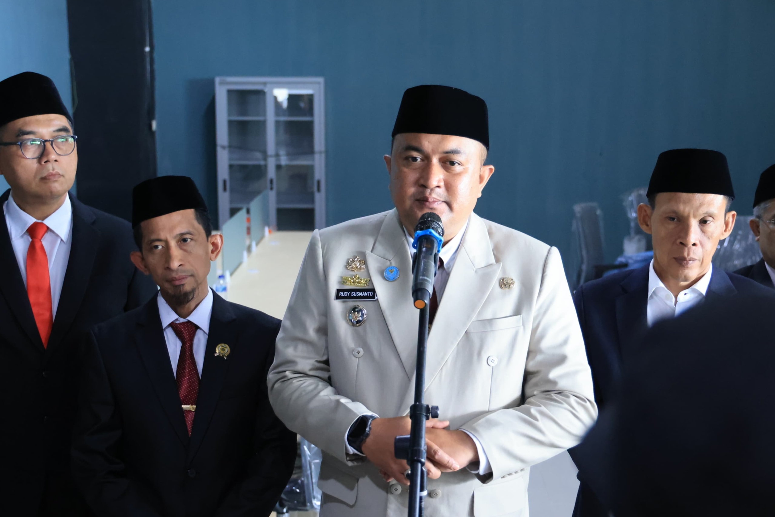 Bupati Bogor Gandeng Pengusaha, Buka Layanan Publik di VIVO Mall