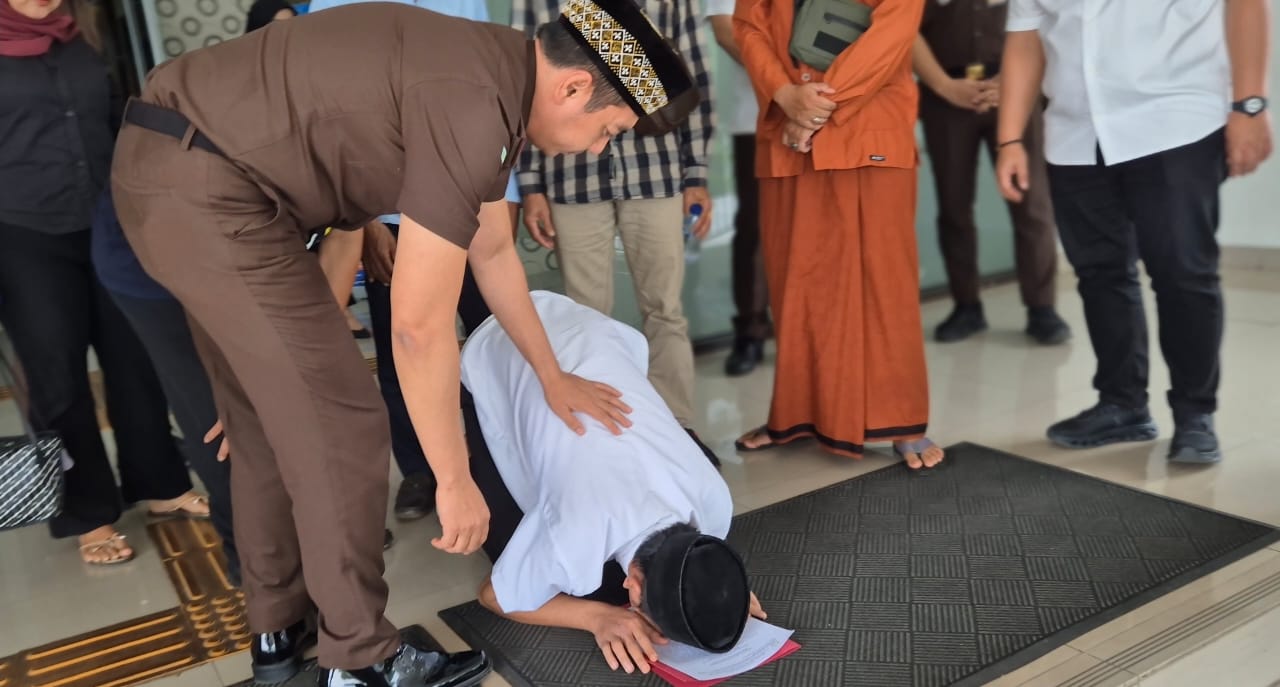 Pedagang Ayam Keliling di Bogor Bebas dari Jeratan Hukum