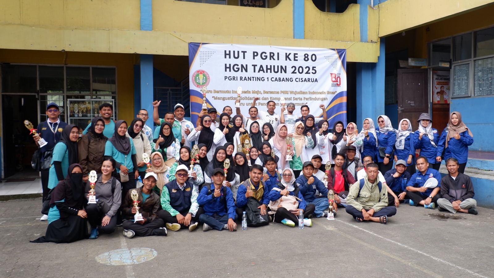 HUT PGRI ke-80 dan HGN 2025 di Cisarua Pecahkan Rekor dengan MTQ Online Pertama