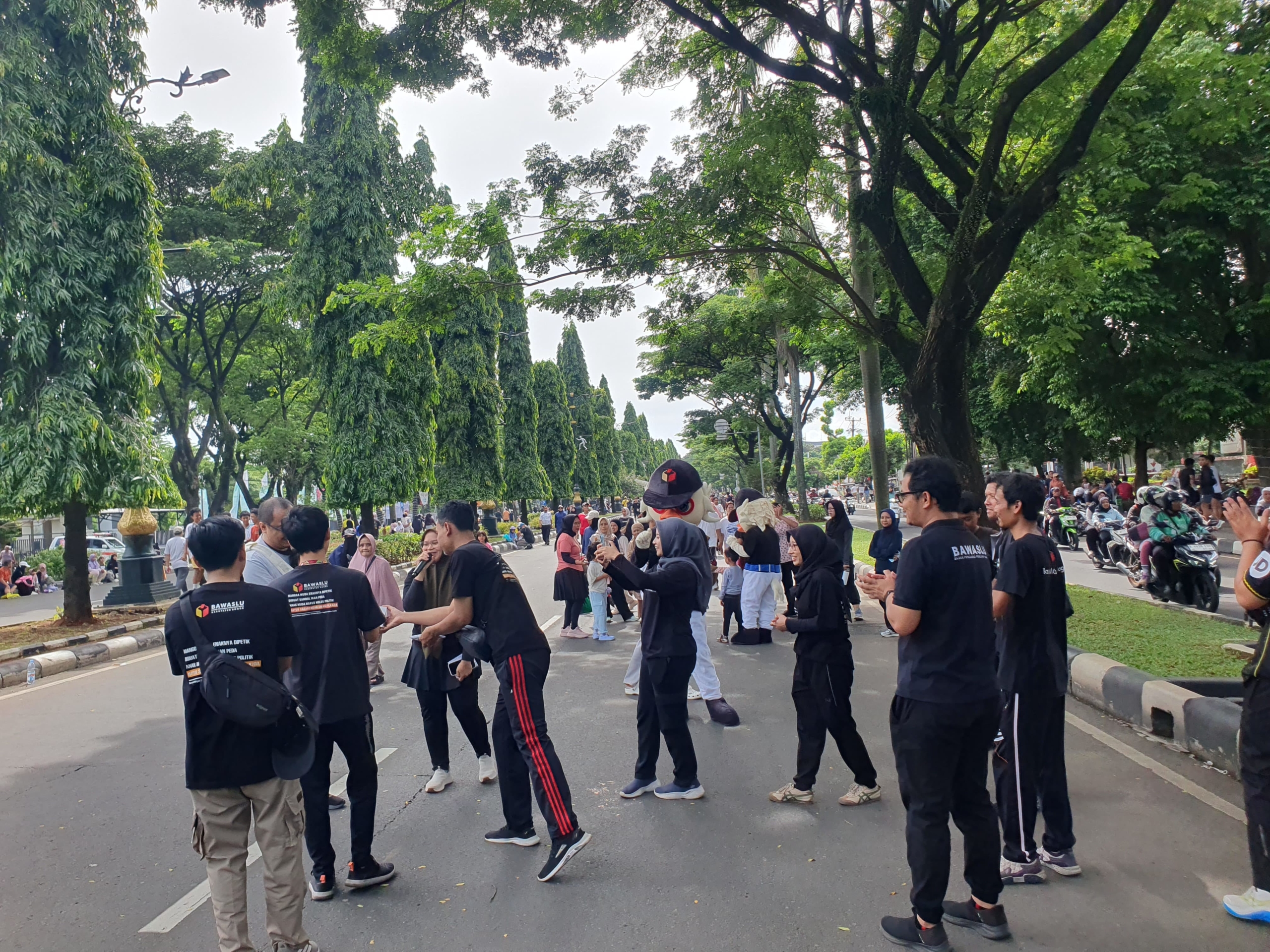 Bawaslu Kabupaten Bogor Mejeng di CFD Tegar Beriman, Warga Bisa Cek DPT 