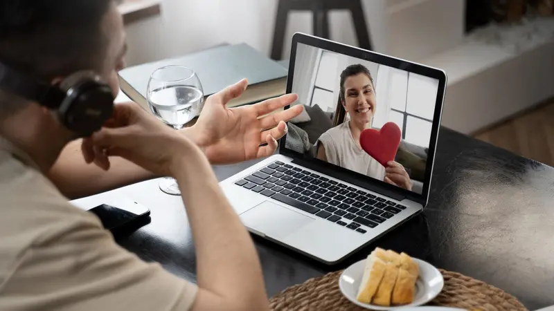 LDR Bukan Halangan! Begini Cara Merayu Wanita dari Jarak Jauh