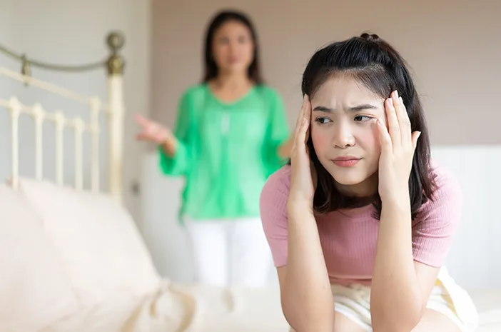 5 Efek Pola Asuh Strict Parents yang Perlu Diwaspadai Orangtua