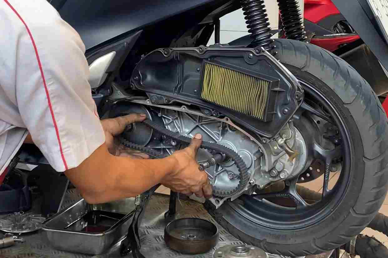 5 Cara Mudah Merawat Motor Matic Injeksi agar Tetap Awet dan Bertenaga