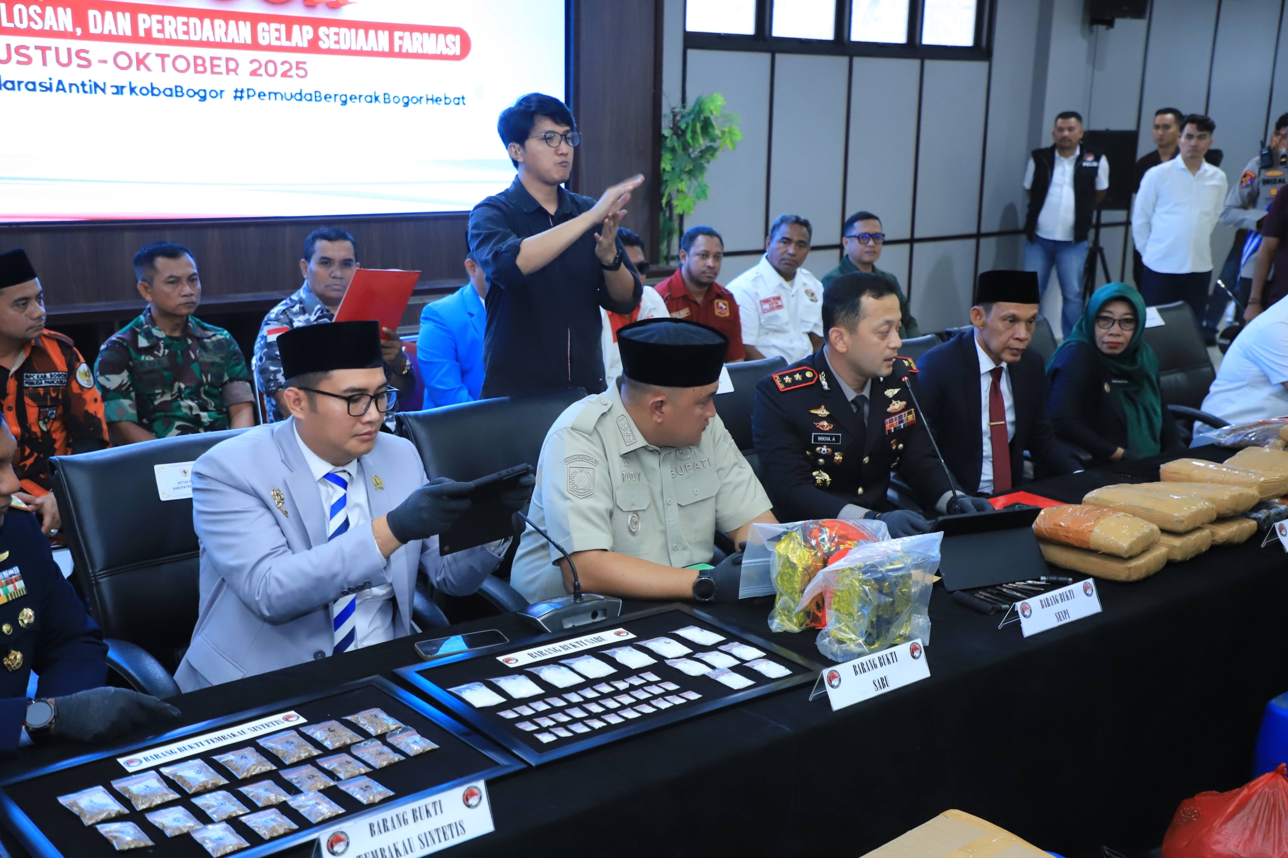 Ketua DPRD Sastra Winara Dorong Pemkab Bogor Tes Urine Rutin ASN