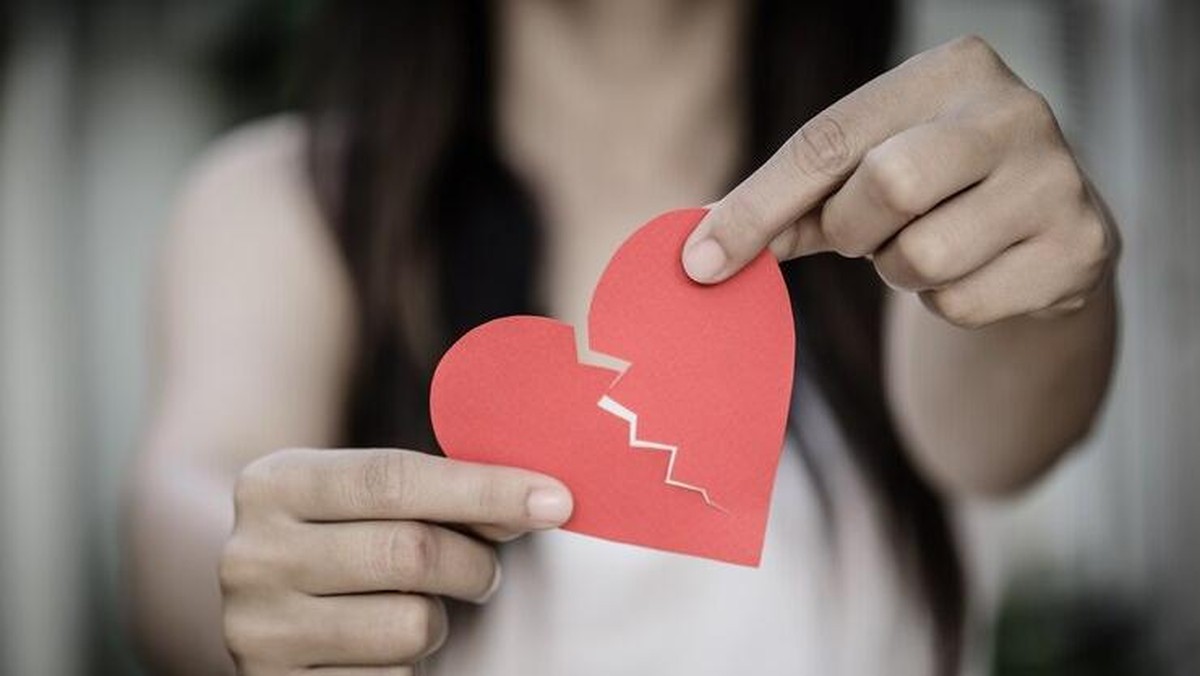 3 Cara Ampuh Menyembuhkan Patah Hati karena Putus Cinta