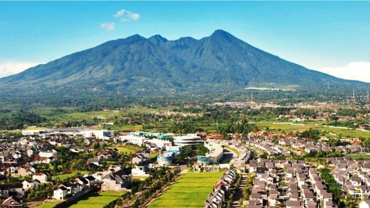6 Fakta Menarik Gunung Salak, Termasuk Tradisi dan Pantangan