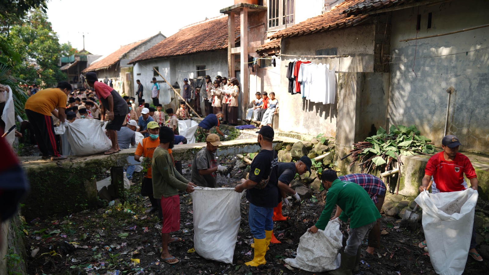 Bupati Bogor Canangkan Aksi Bersih Serentak di Kabupaten Bogor 