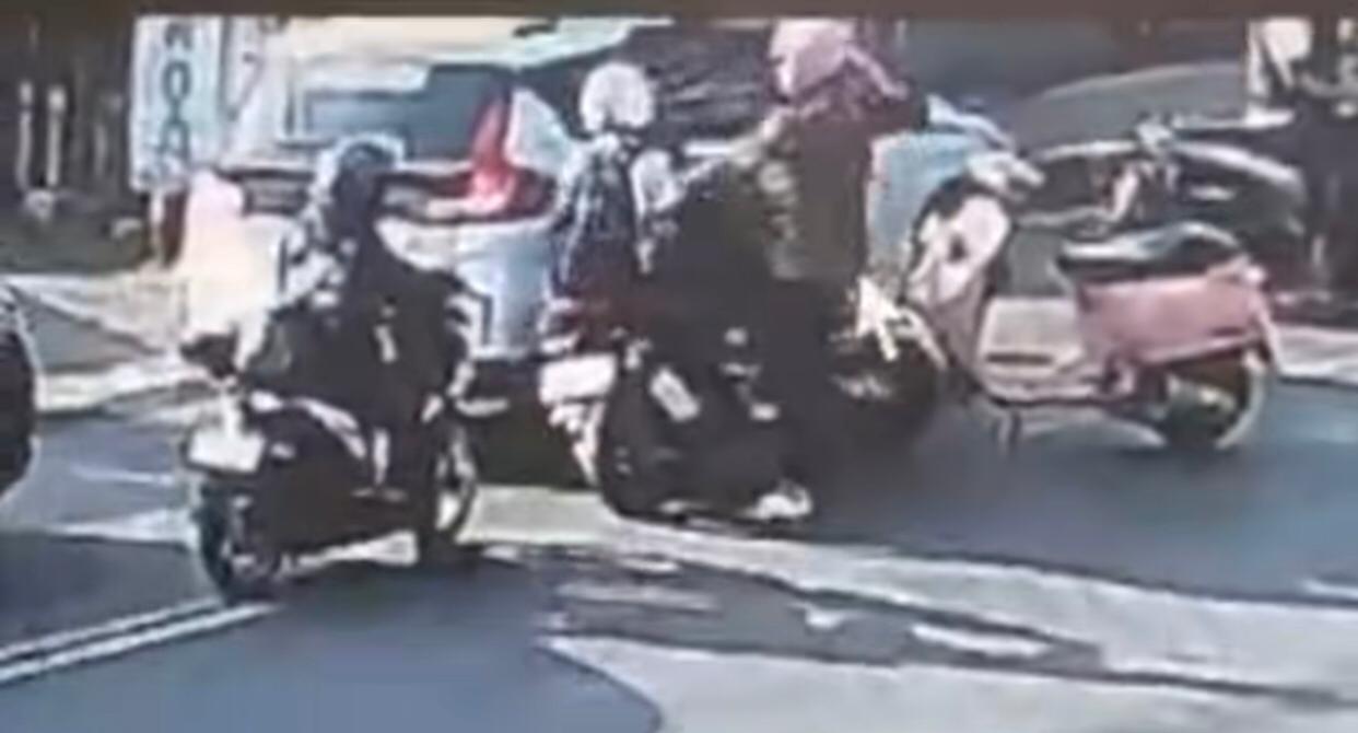 Siapa Pelaku Pemukulan Karyawan Zaskia Adya Mecca? Ini Ciri-ciri Identitas Motor Pink Vespa