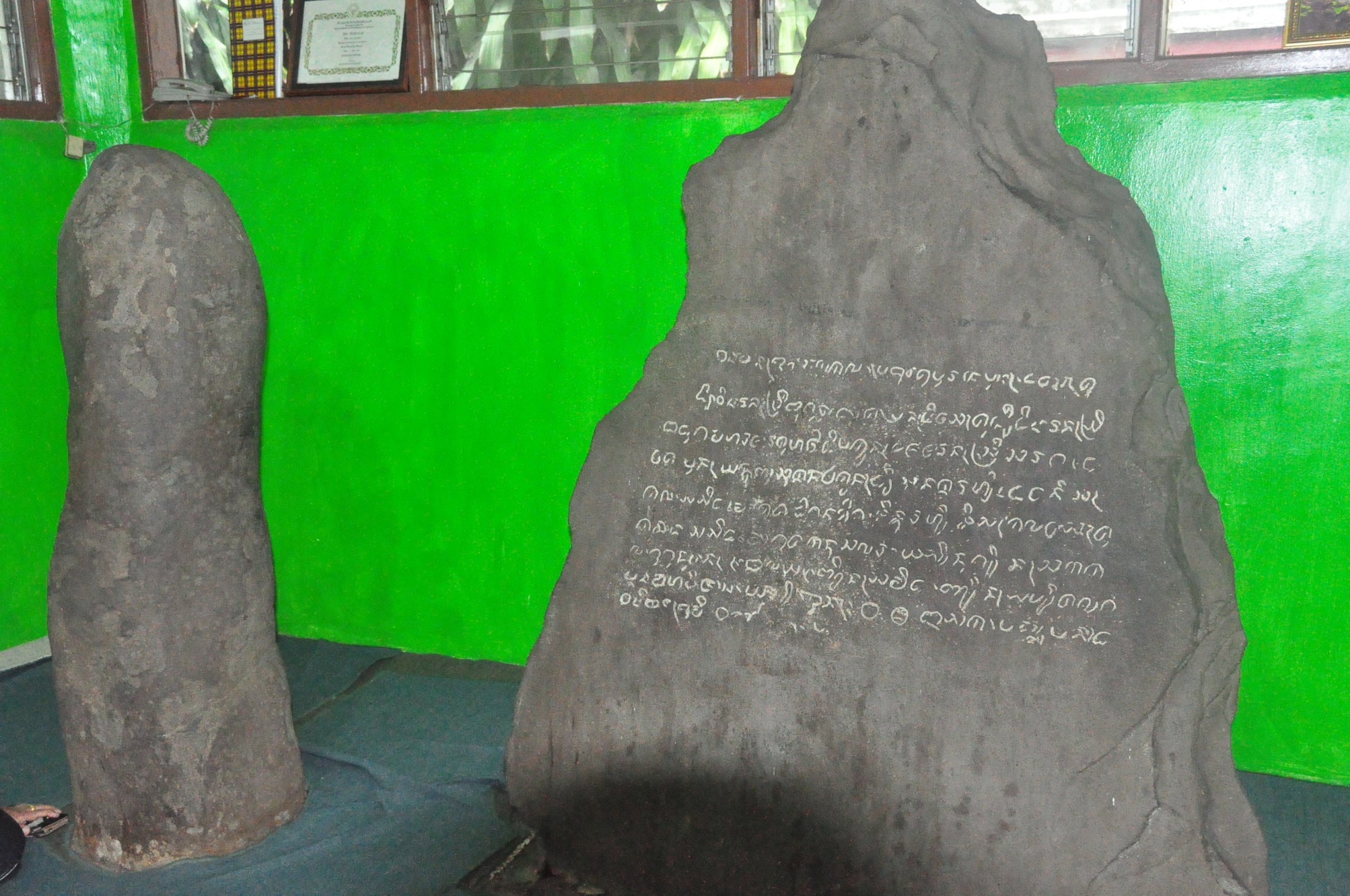 Prasasti Batutulis, Peninggalan Kerajaan Sunda yang Ditemui Pasukan VOC