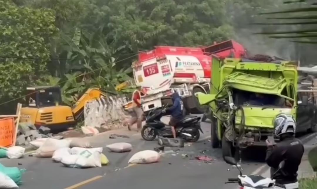 6 Orang Luka Akibat Tabrakan Beruntun di Jalan Cilame Cigudeg