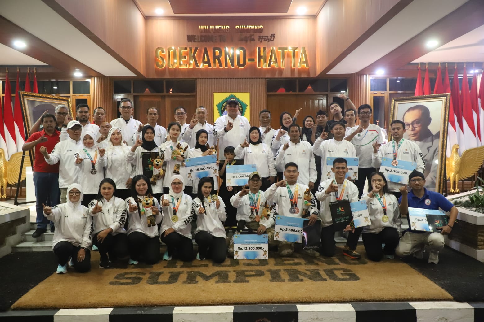 Atlet Kabupaten Bogor Raih Prestasi di Fornas VII, Bupati Rudy Berikan Penghargaan 