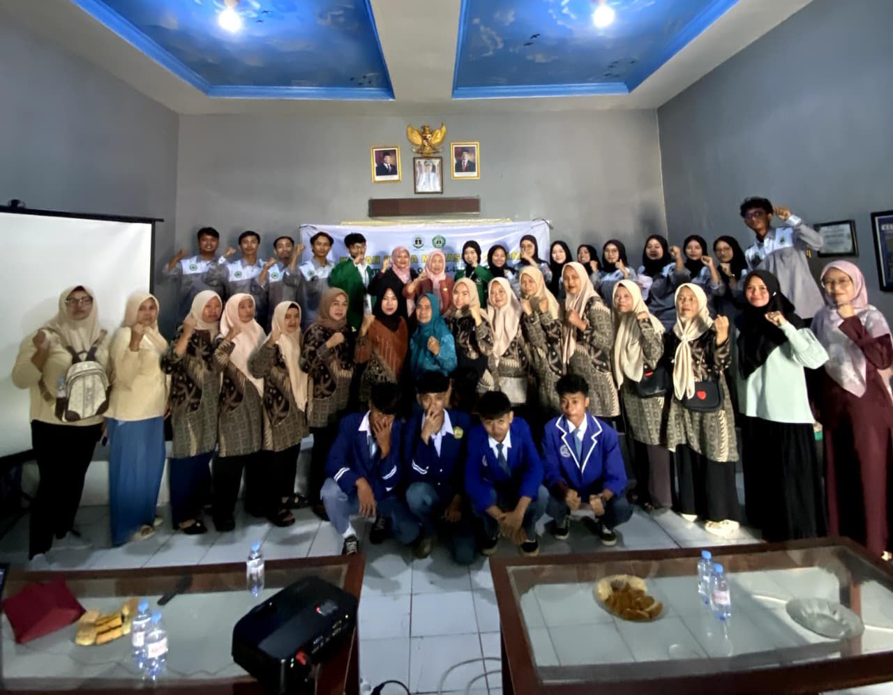 Mahasiswa IUQI Bogor Siap Berkontribusi Bangun Desa Sadeng Kolot Lewat KKM