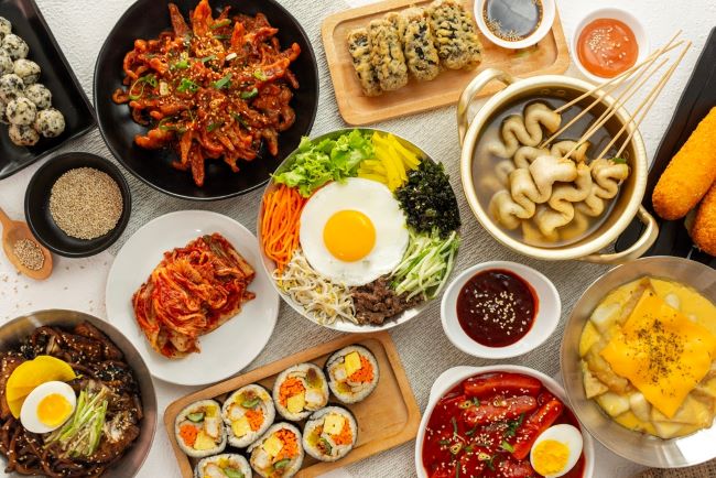 8 Makanan Pedas Khas Korea Selatan yang Wajib Kamu Coba!