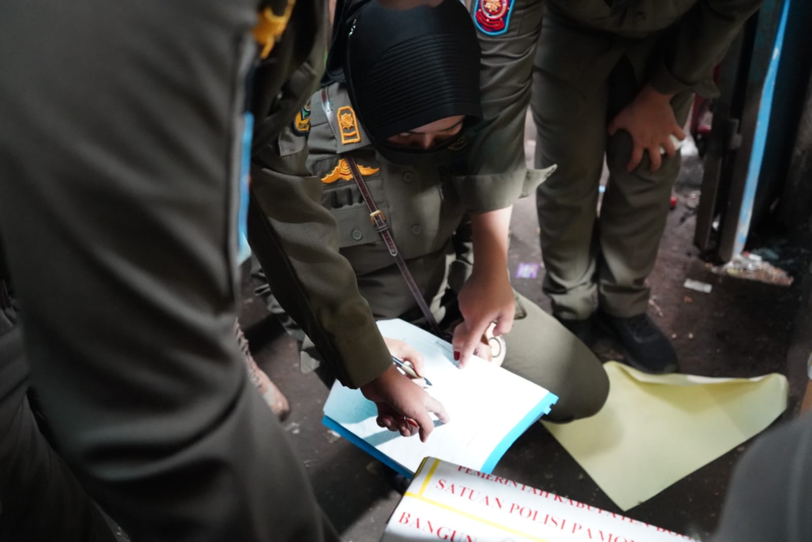 Satpol PP Temukan Gudang Miras di Ciampea, Tapi Tak Bisa Ditindak Karena Terkunci