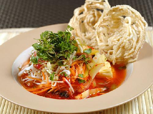 Asam Pedas 5 Asinan Bogor yang Bisa Bikin Merem Melek