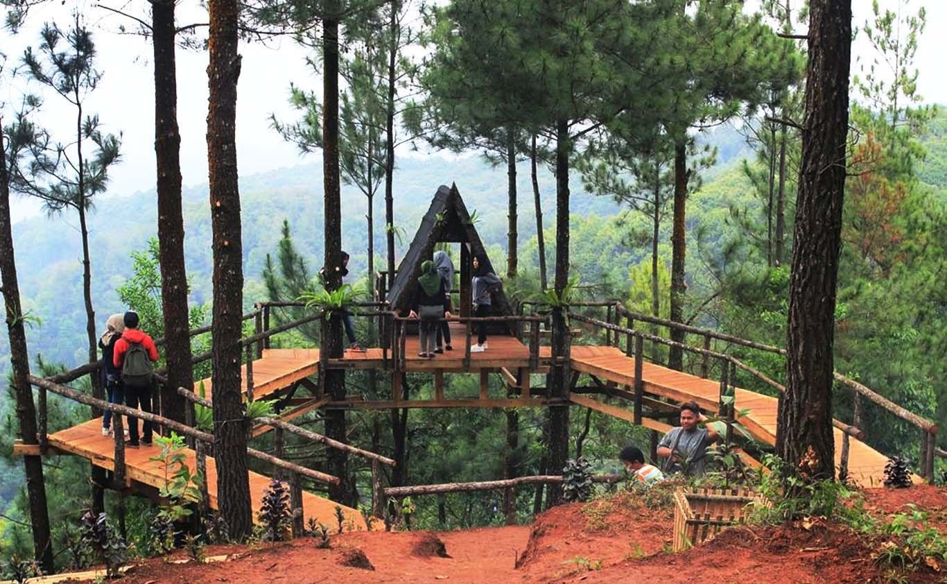 Wisata Pabangbon Tempat Foto Menarik di Leuwiliang Bogor