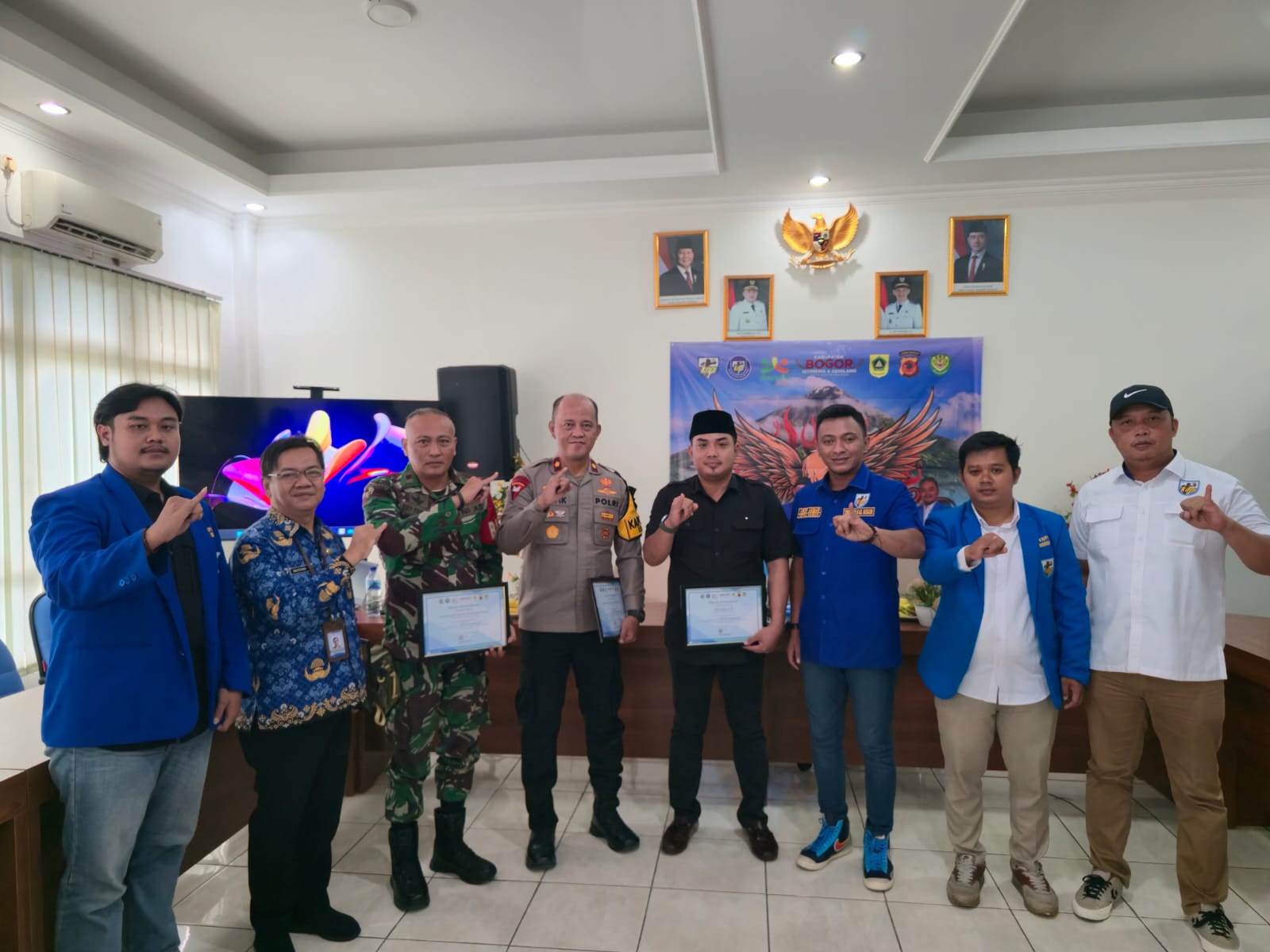 DPD KNPI Bogor Tanamkan Nilai Kebangsaan dan Kedisiplinan ke Generasi Muda