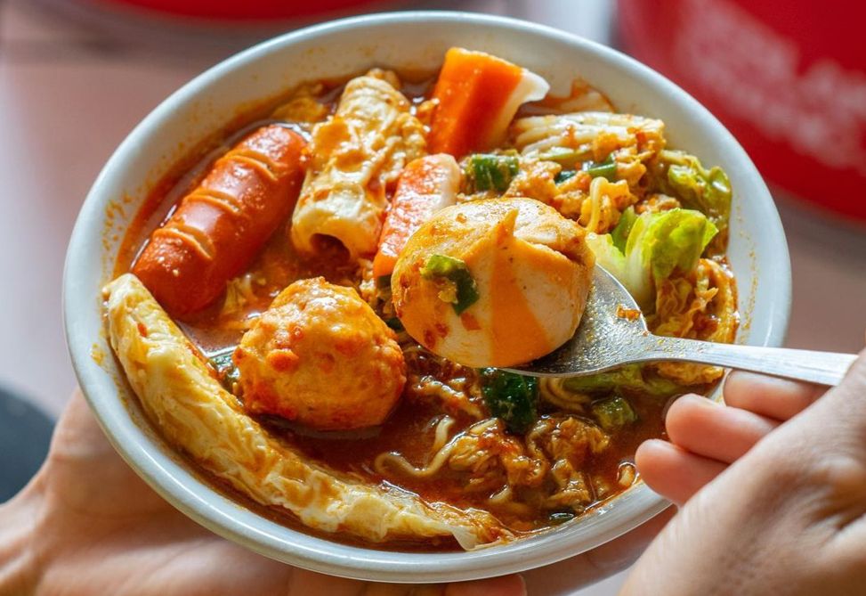 5 Makanan Tradisional Indonesia Paling Pedas yang Harus Dicoba