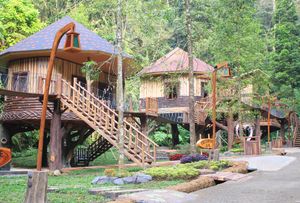 Tidur di Tengah Hutan Dikelilingi Binatang, Taman Safari Lodge Bisa jadi Rekomendasi Penginapan yang Unik