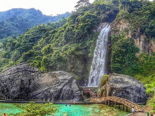 4 Wisata Curug di Bogor, Nikmati Pemandangan Air dan Pelangi yang Menakjubkan