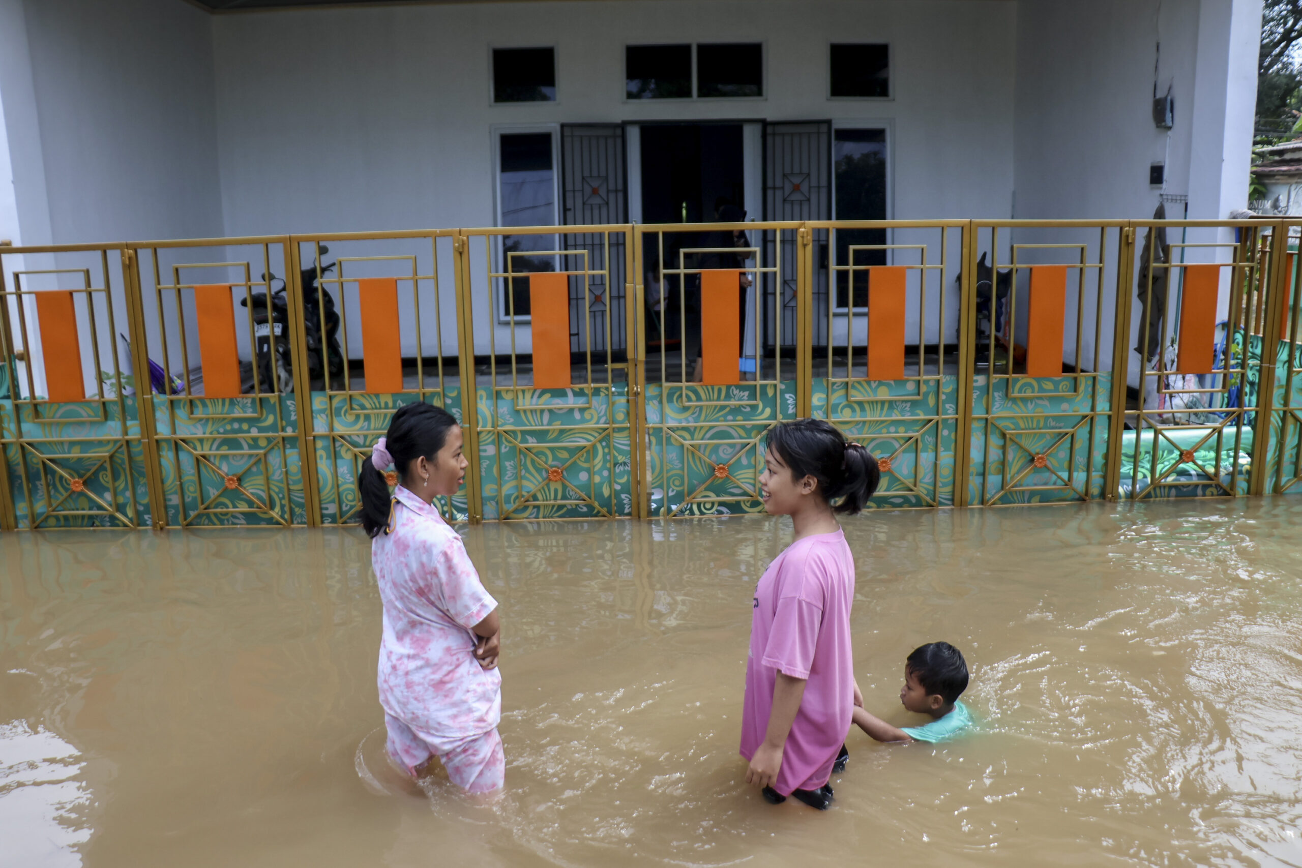 Banjir di Perumahan Puri Permata Cileungsi