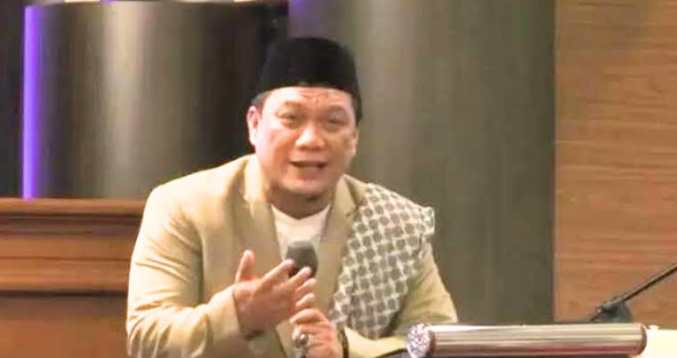Wafat Saat Khutbah Jumat, Benarkah Sakit Jantung Jadi Penyebab Wafatnya Ustaz Yahya Waloni?