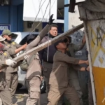 Satpol PP Tertibkan 142 Unit Bangunan dan PKL Ilegal di Citeureup Bogor