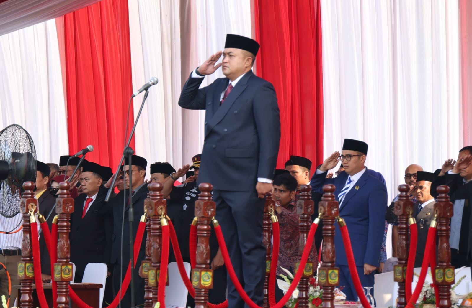 Bupati Bogor Ajak Warga Hiasi Lingkungan Menyambut HUT RI ke-80