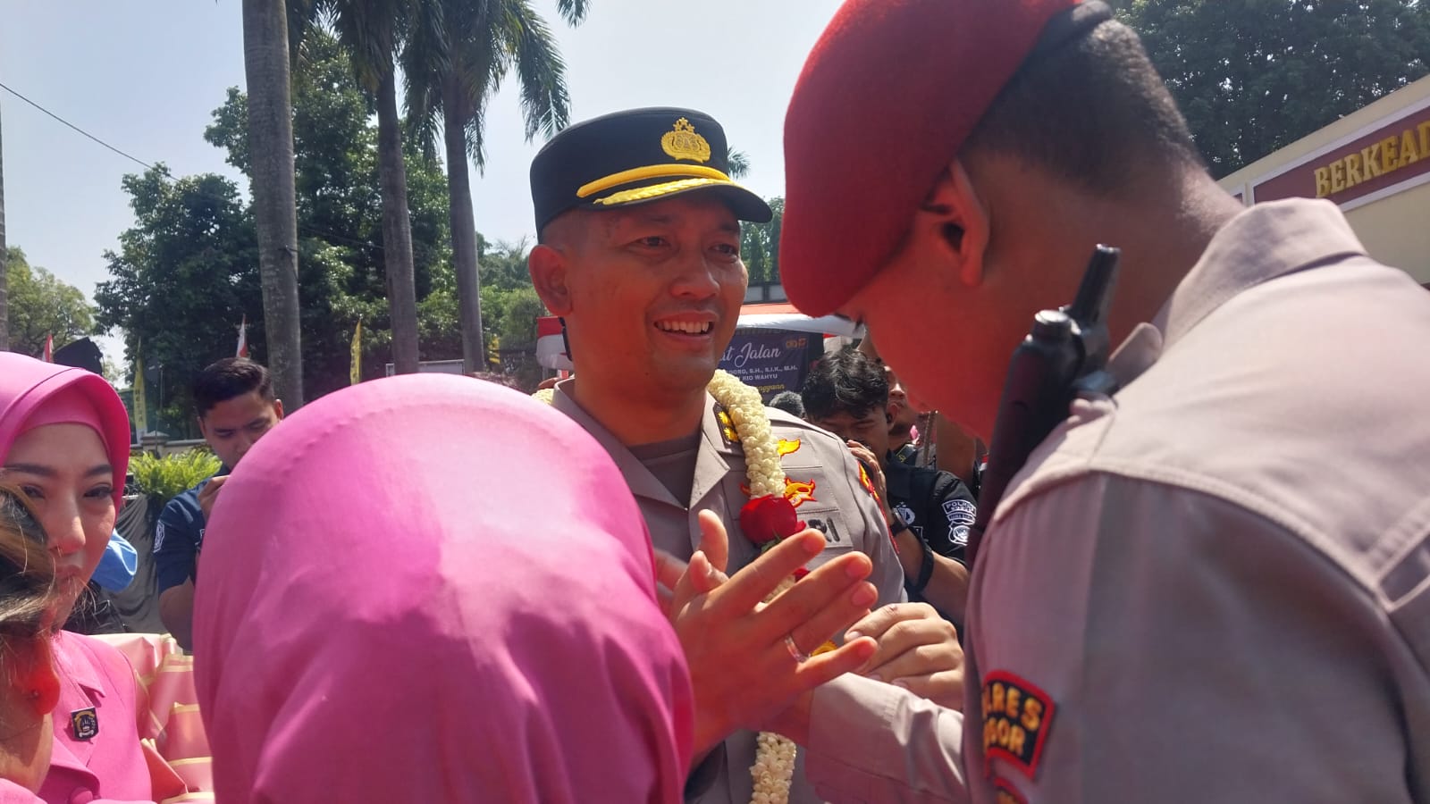 AKBP Wikha Resmi Nahkodai Polres Bogor, Begini Pesan Eks Kapolres Bogor untuk Masyarakat