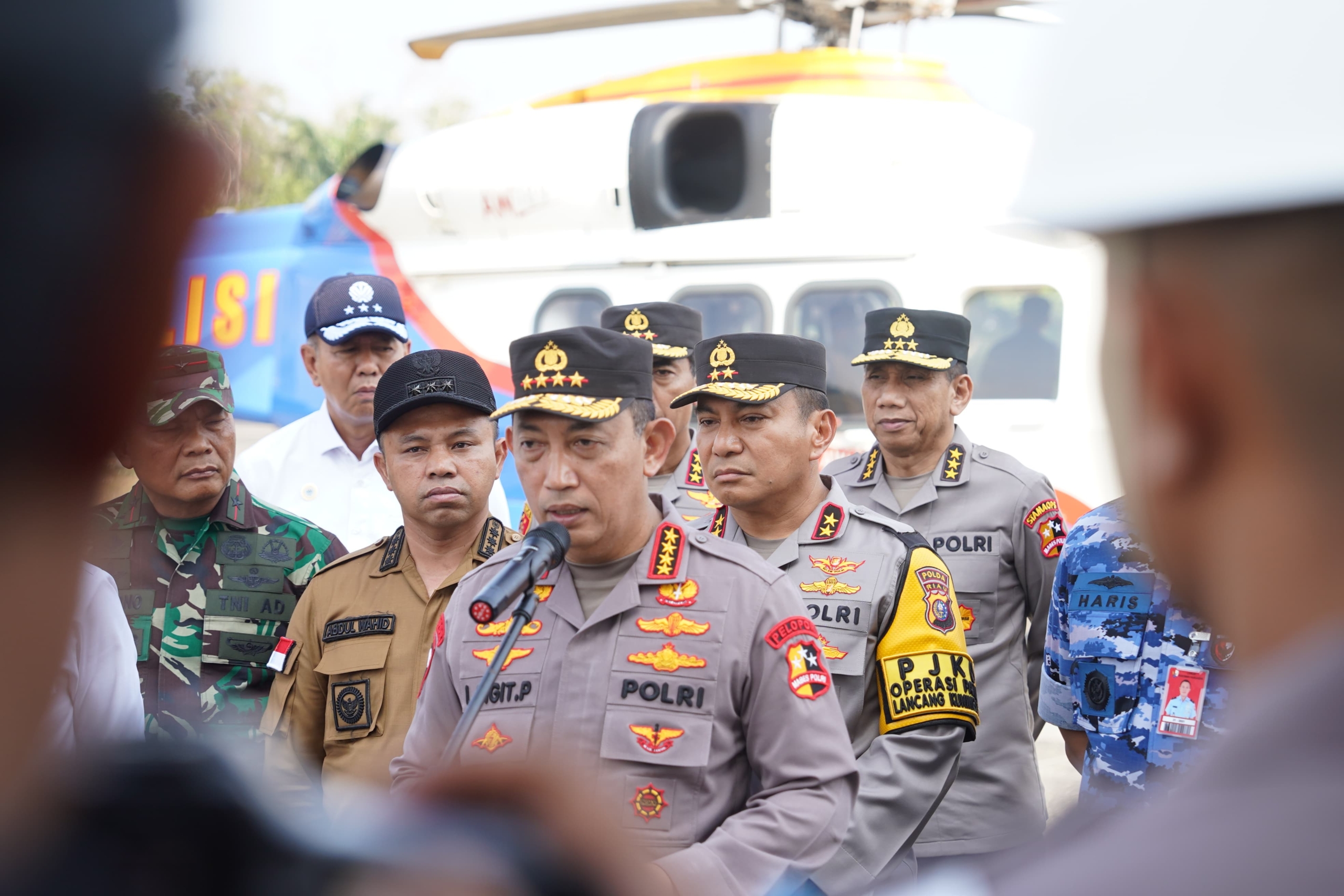 Pantauan Via Udara Kapolri Pastikan Karhutla di Riau Masih Terkendali