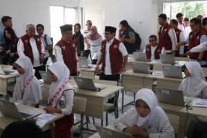 Mensos Tinjau Sekolah Rakyat di Bogor, Putuskan Rantai Kemiskinan