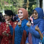 Warisi Budaya Bangsa, Yantie Rachim Ajak Generasi Muda Lestarikan Kebaya