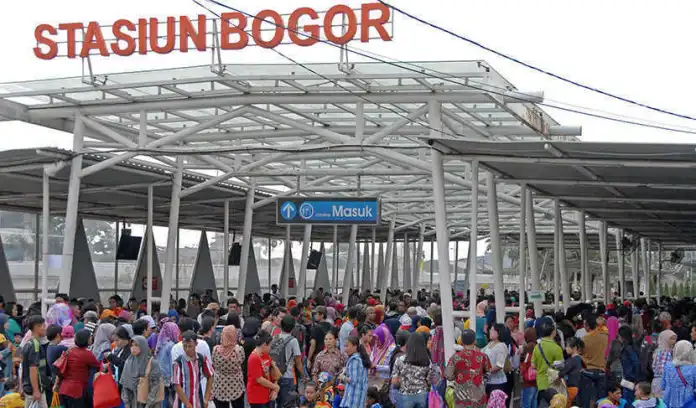 Berikut Cara Menuju Kebun Raya Bogor Menggunakan KRL