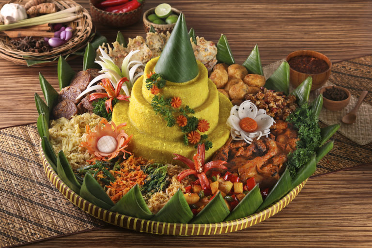 Dari Tumpeng hingga Nasi Lengko, Sajian Istimewa untuk HUT RI