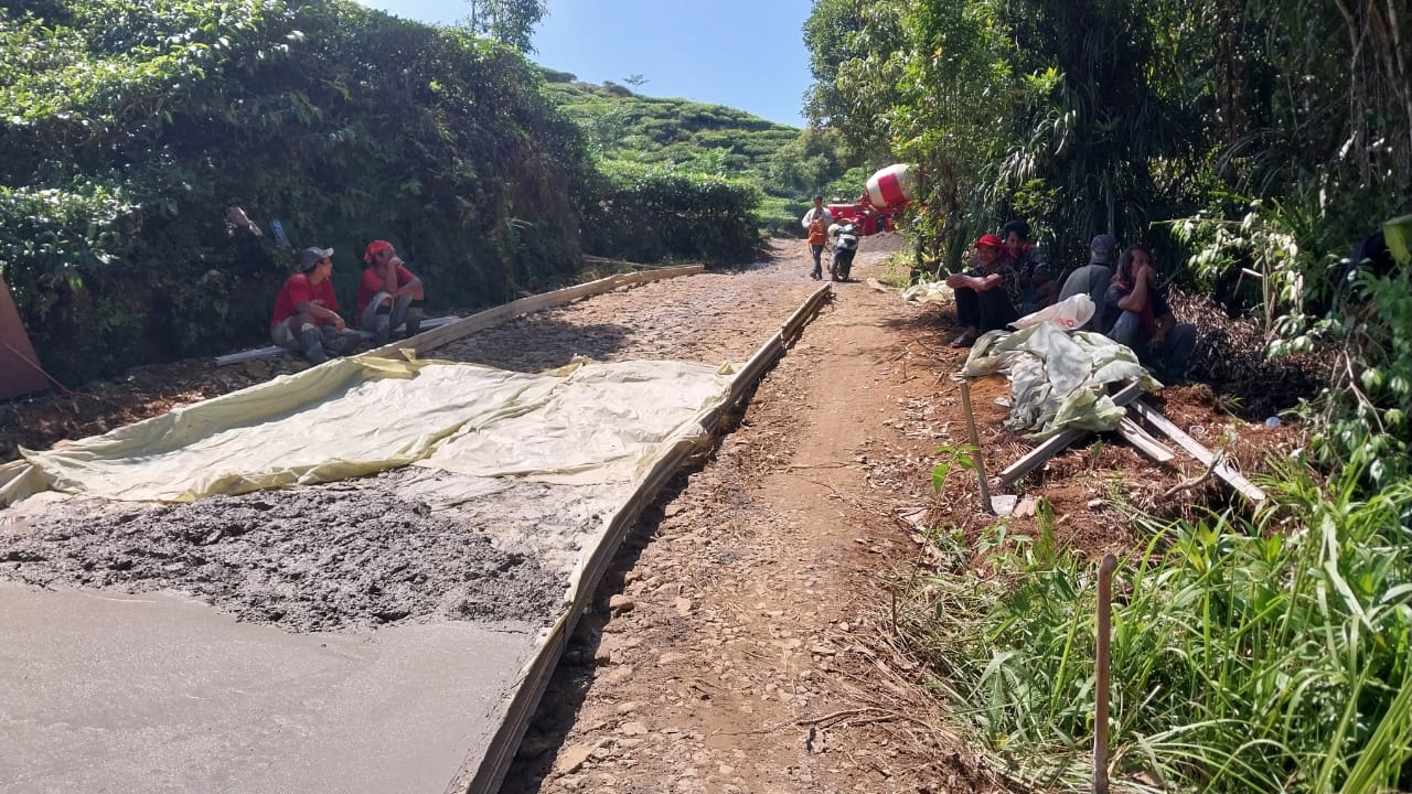 Kata Mereka Soal Pembangunan Jalan Nirmala Kabupaten Bogor : Terima Kasih Pak Bupati