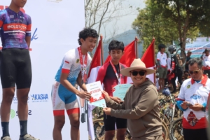 Ketua DPRD Sastra Winara Apresiasi Tour Malasari 2025