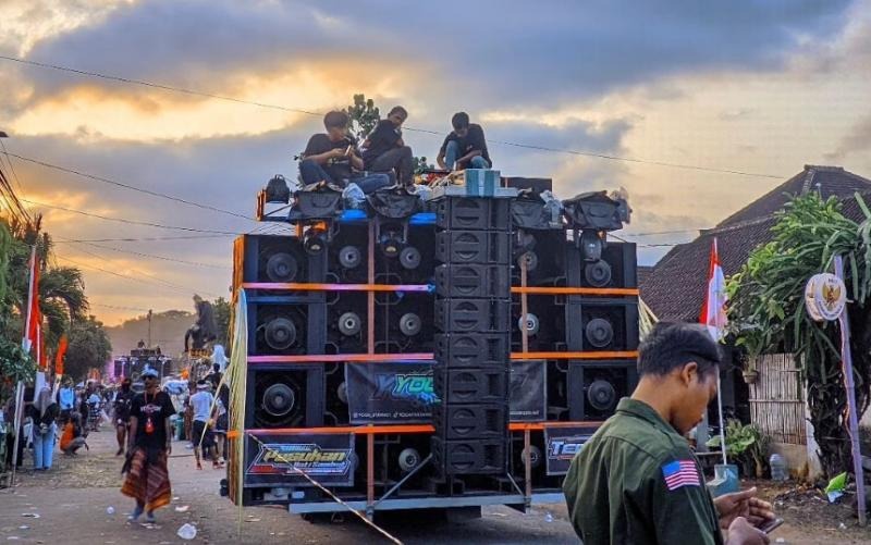 Video Artis Sound Horeg Viral usai Minta Rp5.000 untuk Foto Bersama