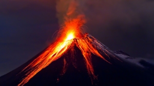 15 Gunung Berapi Terkenal di Indonesia dan Sejarah Letusannya