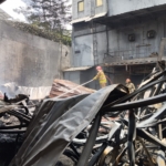 Pabrik Pigura di Cibinong Terbakar, Damkar Kerahkan 5 Unit Mobil Pemadam