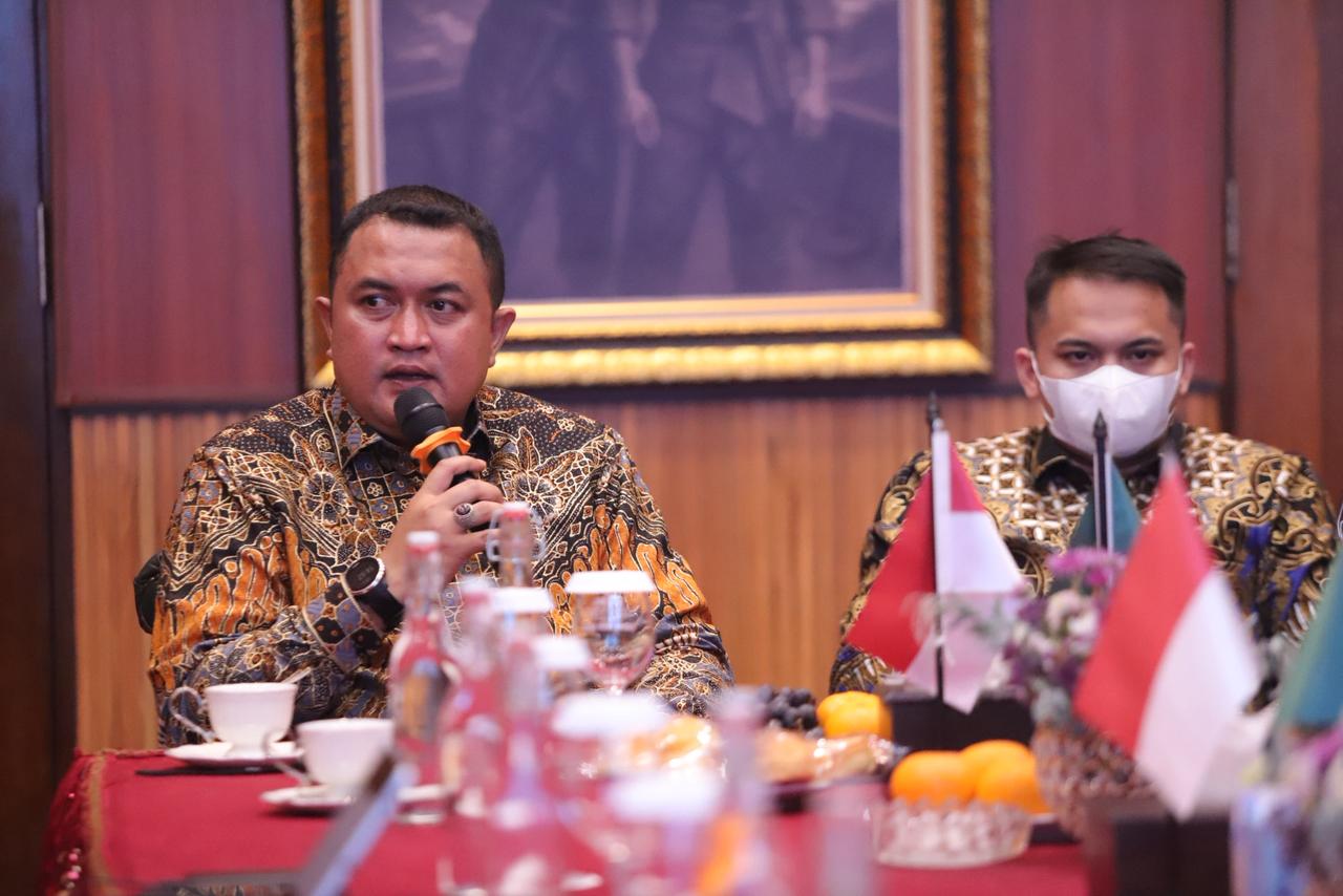 Bupati Bogor Hadirkan Bird Zoo di Pakansari, Siap Jadi Ikon Baru Konservasi dan Rekreasi Edukatif