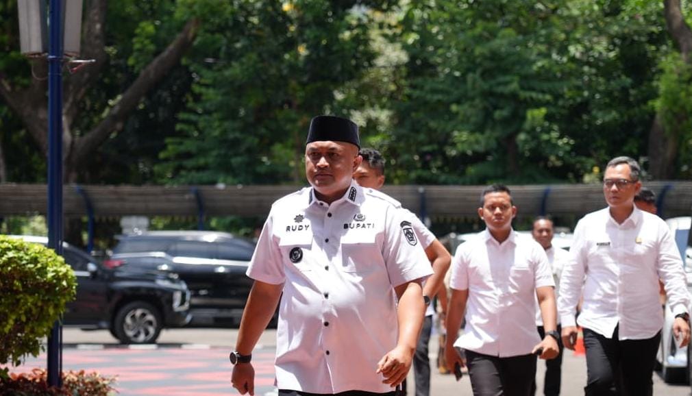 Bupati Bogor Hadiri Rakor Bersama Mendagri, Bahas Singkronisasi APBD 2025
