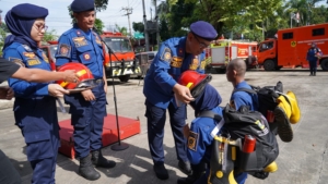 Sekda Ajat Tekankan Cinta Profesi dan Daerah Saat Buka Latsar Pemadam Kebakaran