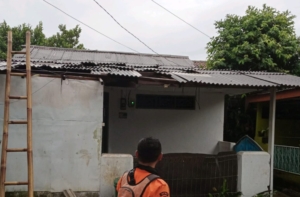 Angin Puting Beliung di Bojonggede, 20 Rumah Rusak