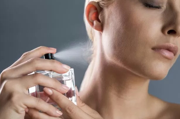 6 Aroma Parfum Wanita yang Paling Disukai Pria